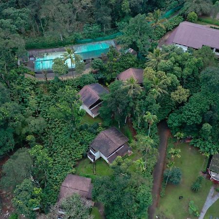 Carmelia Haven Resort Thekkady Esterno foto