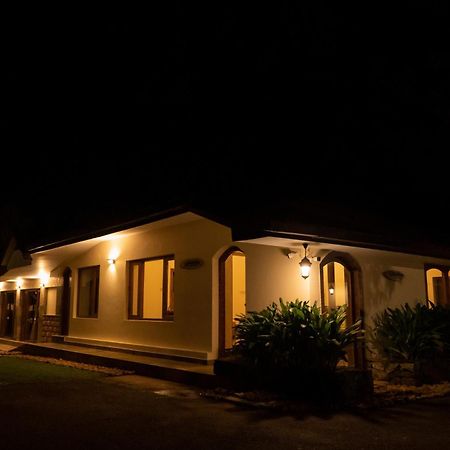 Carmelia Haven Resort Thekkady Esterno foto