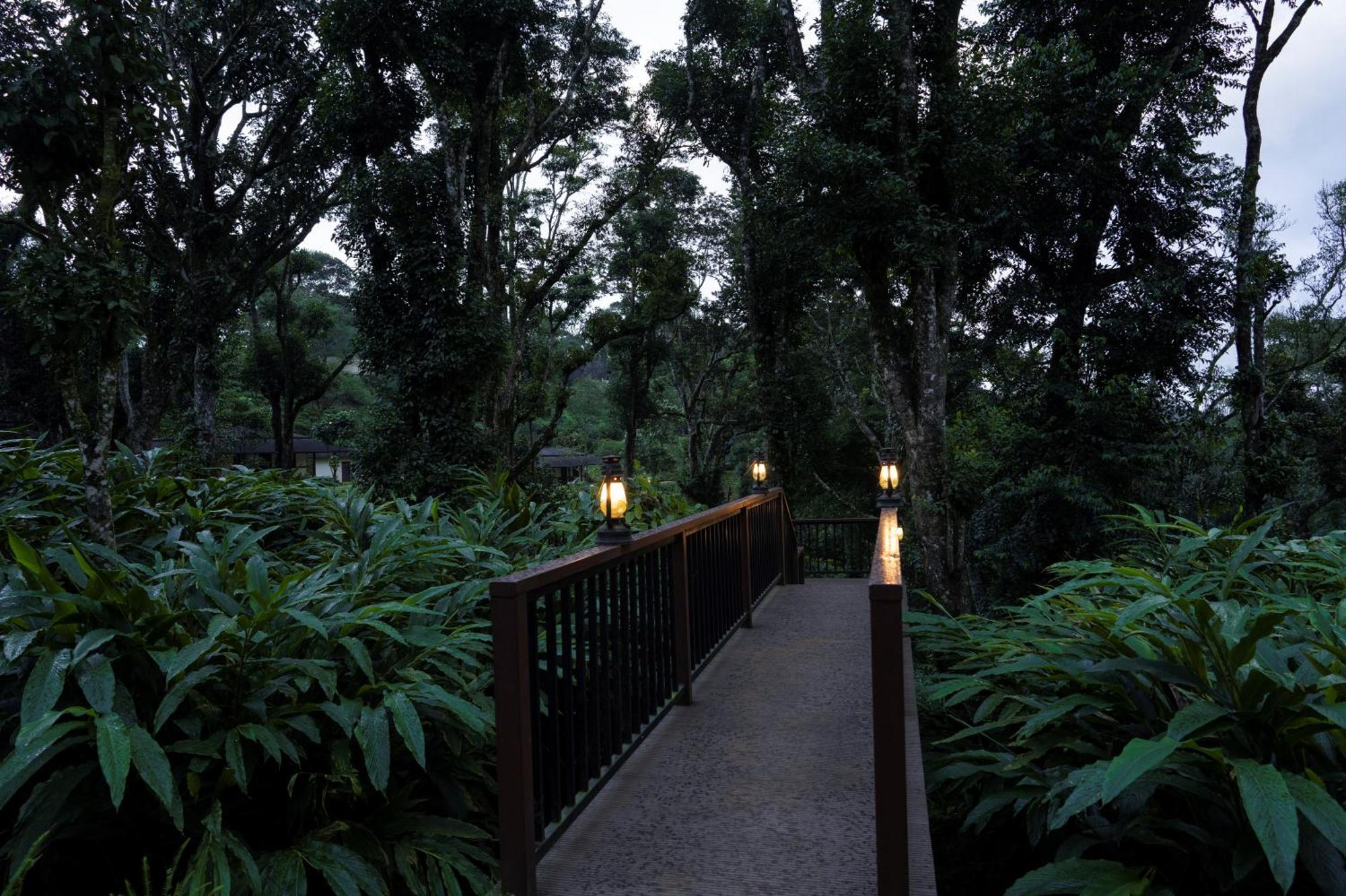 Carmelia Haven Resort Thekkady Esterno foto