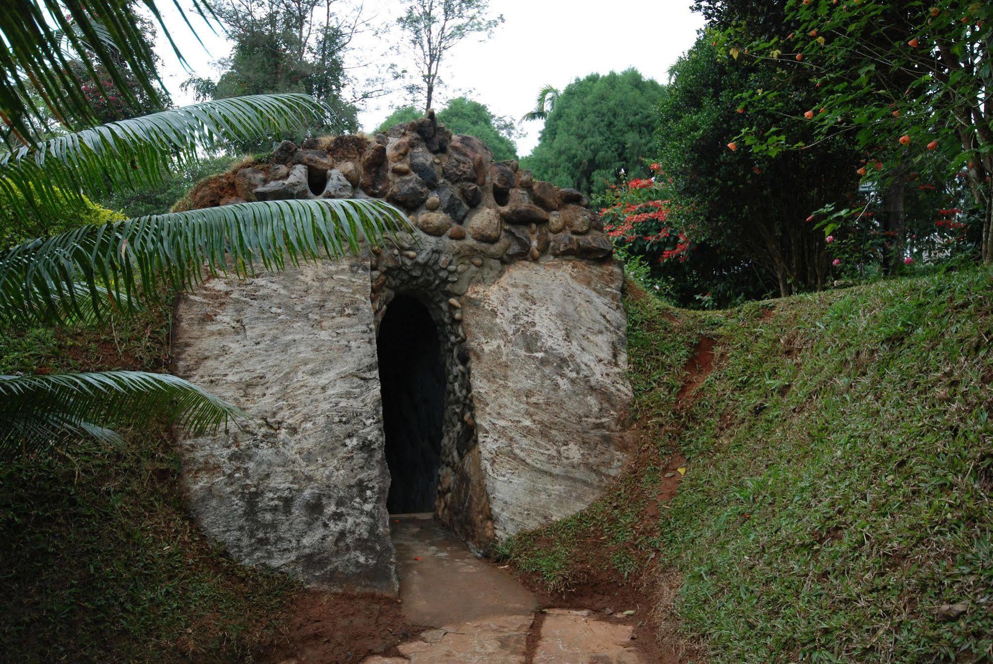Carmelia Haven Resort Thekkady Esterno foto